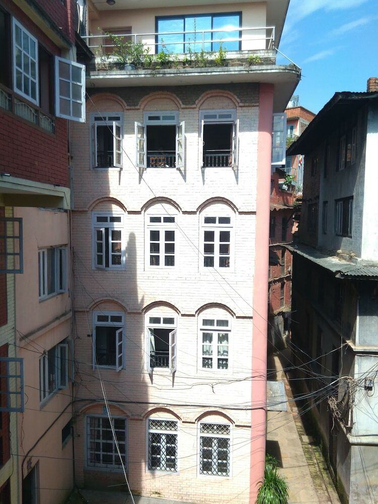 Hotel Big Bell Guest House