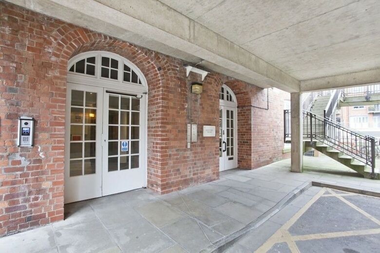 Apartamentos Riverside Studios