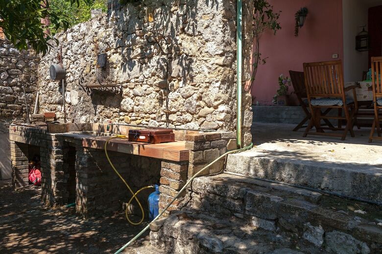 Marcoras Historical Estate