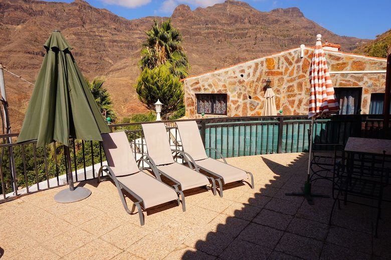 Aparthotel Finca Tom�s Y Puri