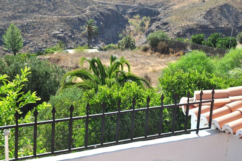 Aparthotel Finca Tom�s Y Puri