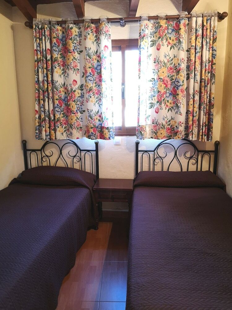 Aparthotel Finca Tom�s Y Puri