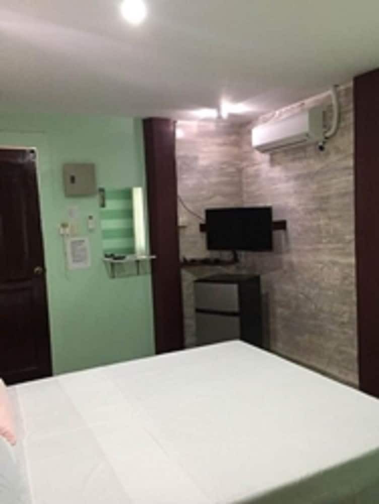 Bed & Breakfast Hr Hotel Bar And Restaurant
