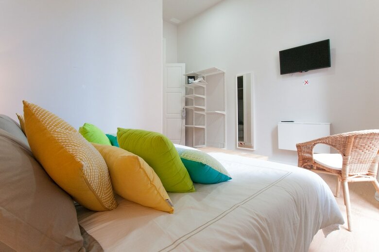 Hotel Triana Bella Suites