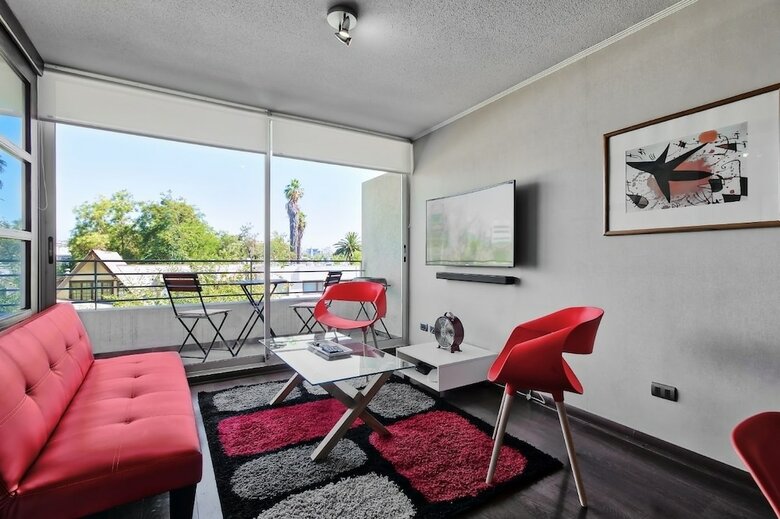 Red Velvet  Apartment