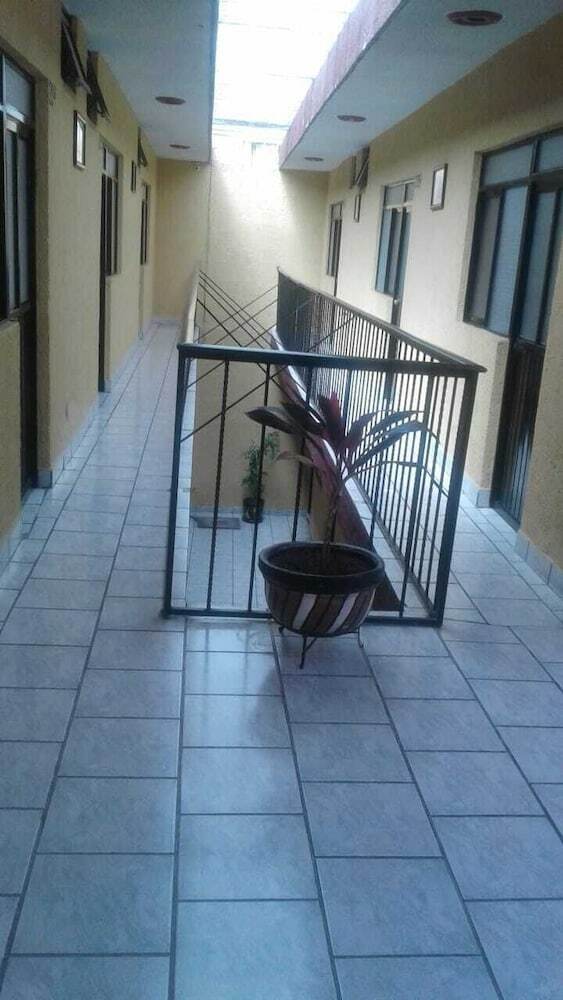 Hotel Siesta Santuario