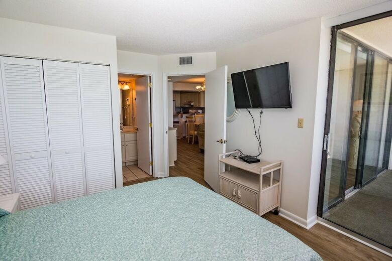 Sands Beach Club #727 Ocean Front
