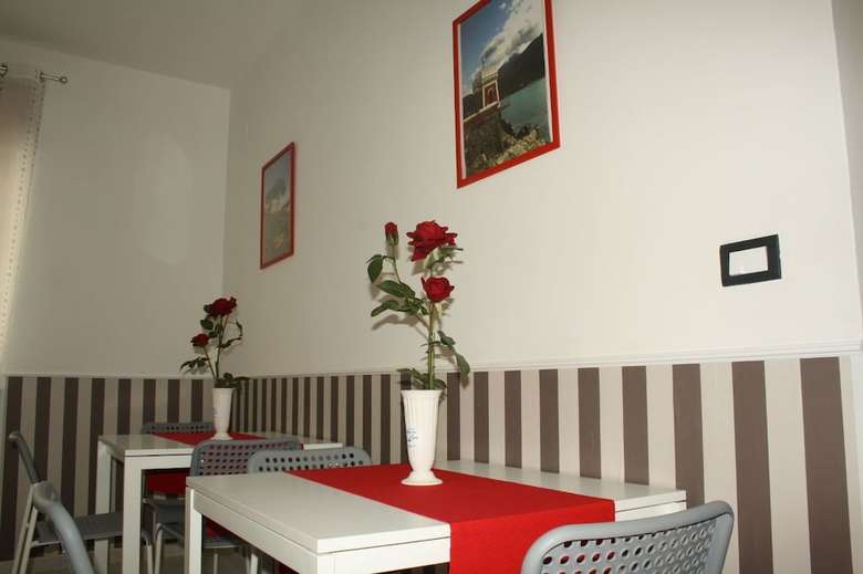 Hotel La Maison de Gina - Bed And Breakfast