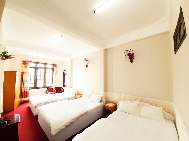 Rain Star Hotel