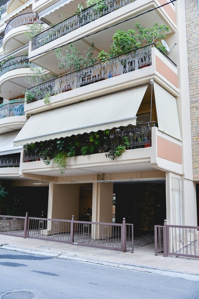 Two Bedroom Apartment In Kesariani