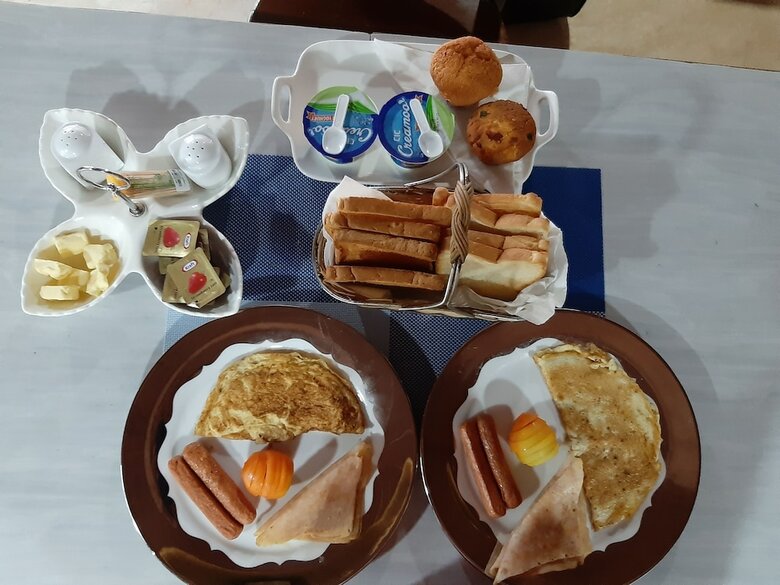 Hotel Laana Villa