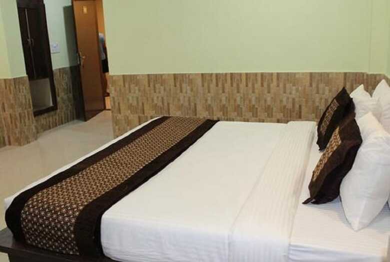 Hotel Airways Inn