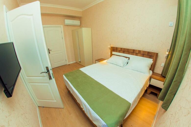 Hostal Alfa Hotel & Hostel