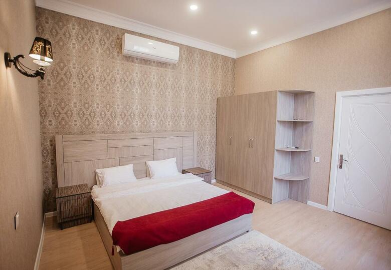 Hostal Alfa Hotel & Hostel