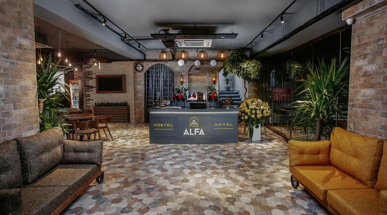 Hostal Alfa Hotel & Hostel