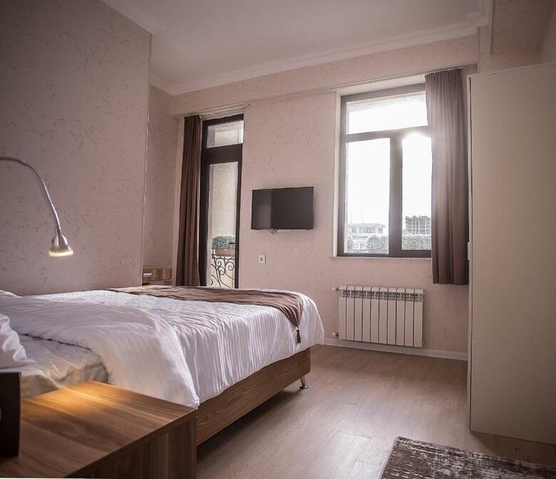 Hostal Alfa Hotel & Hostel