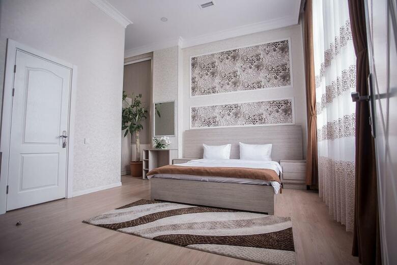 Hostal Alfa Hotel & Hostel