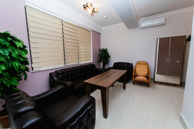 Hostal Alfa Hotel & Hostel