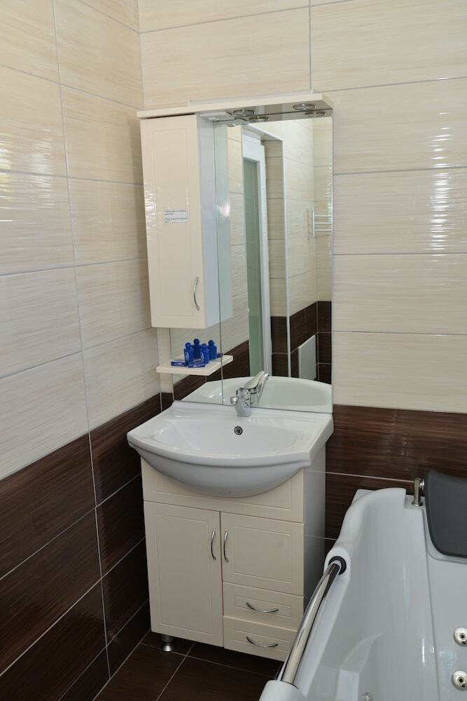 Konstantin Hotel