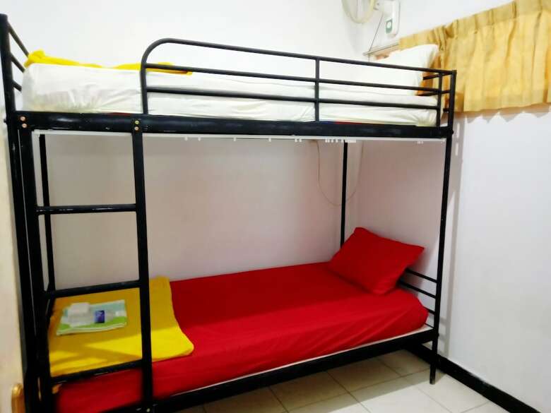 Hostal Moshi-moshi - Hostel