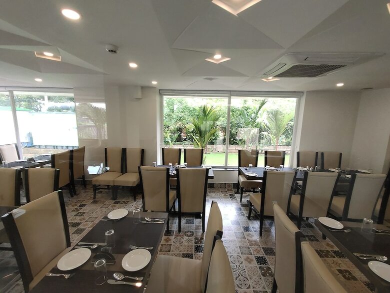 Hotel Regent Laguna