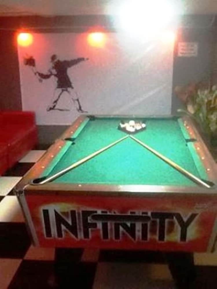 Hotel Infinity Bar