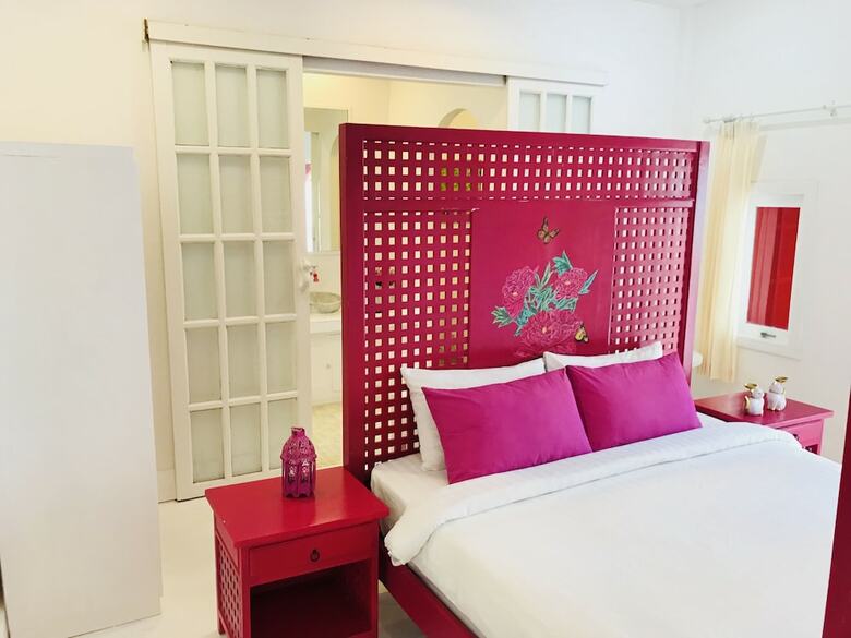 Hotel Watercolours Resort