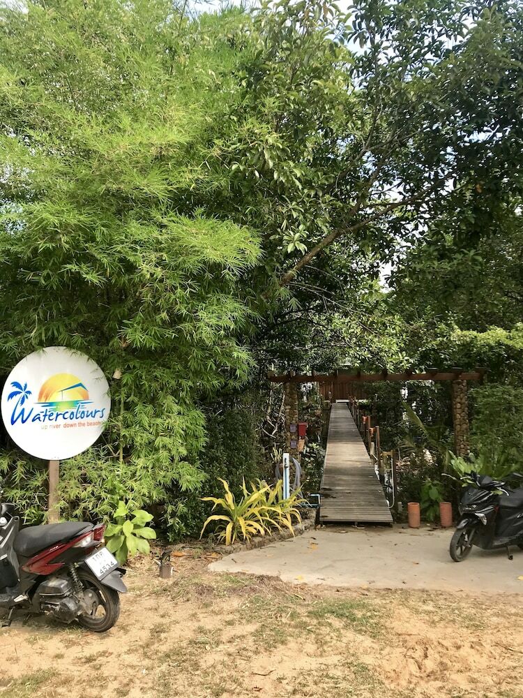 Hotel Watercolours Resort