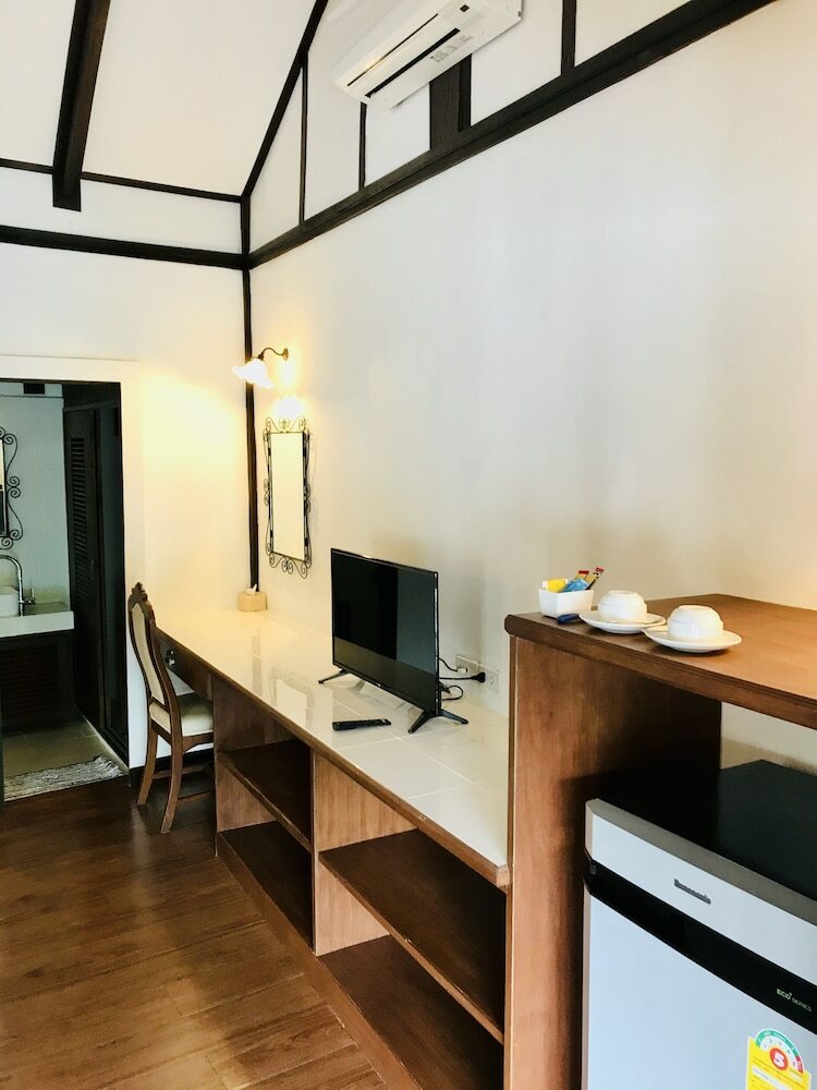 Hotel Watercolours Resort