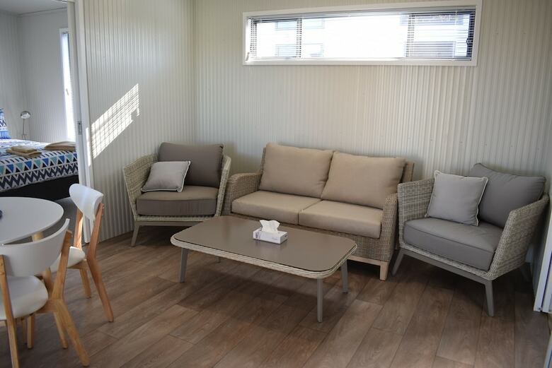 Hotel Bega Caravan Park