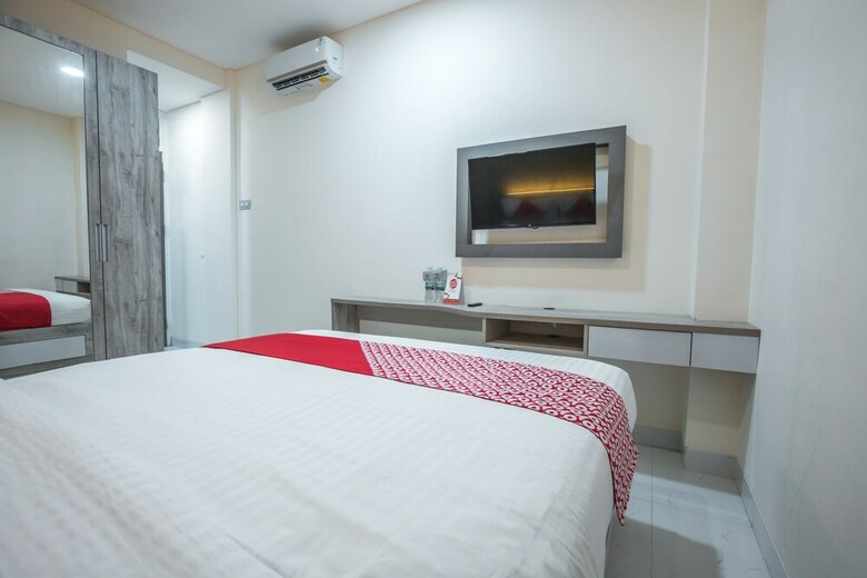 Hotel Oyo 1487 Residence Khoe
