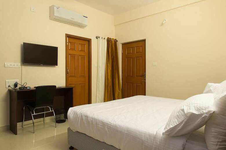 Hotel Triente Suites