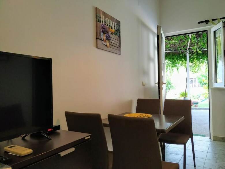 Rooms & Apartments Vukasovic