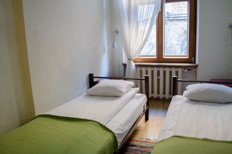 Hostal Red Nose - Hostel