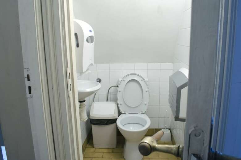 Hostal Red Nose - Hostel