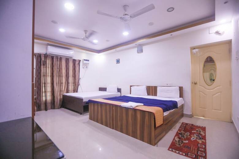 Hotel Ulo Maheshwari Villa