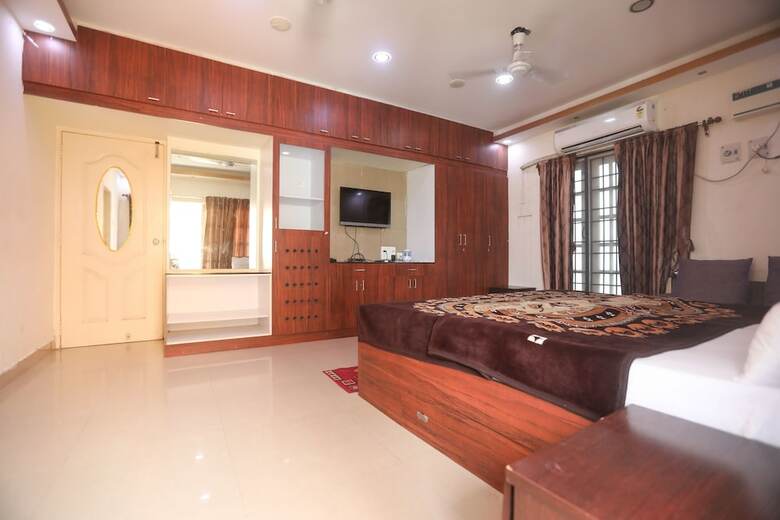 Hotel Ulo Maheshwari Villa