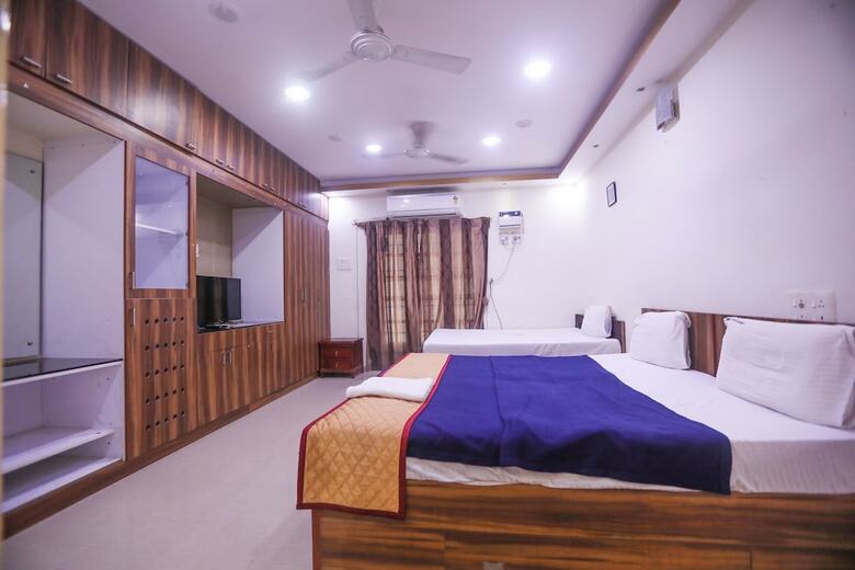 Hotel Ulo Maheshwari Villa