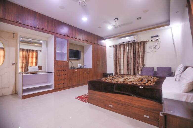 Hotel Ulo Maheshwari Villa
