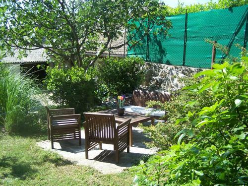 Bed & Breakfast Chambres D'h�tes Les Clapas