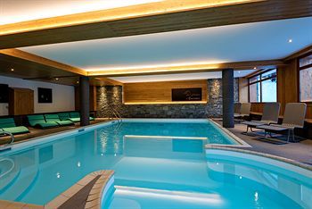 Aparthotel Lagrange Prestige Les Chalets D'emeraude