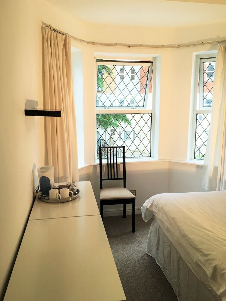 Hotel Polygon Villas Guest House - B&B