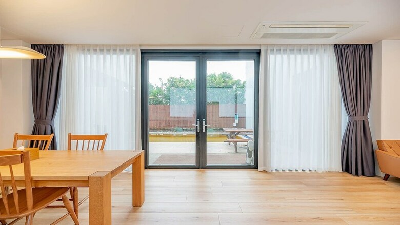 Namib Pool Villa Jeju