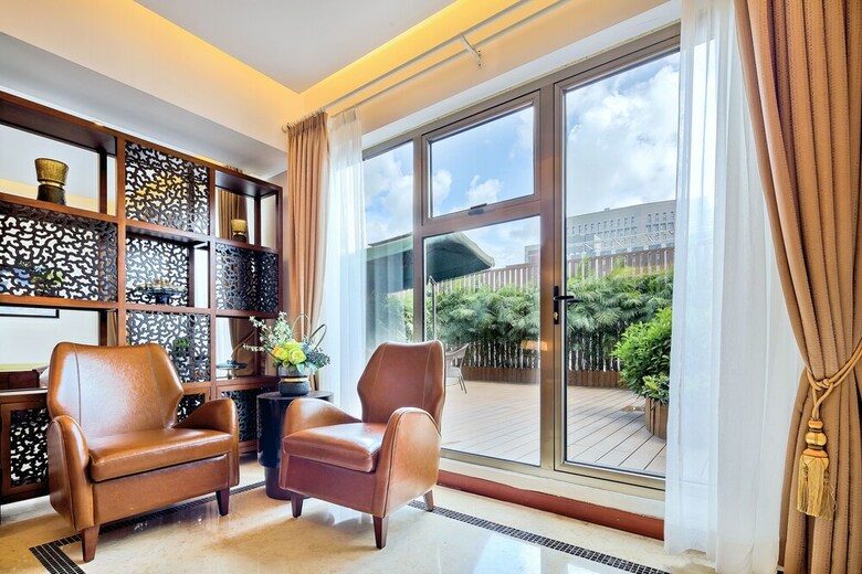 Shenzhen Langshan Hotel