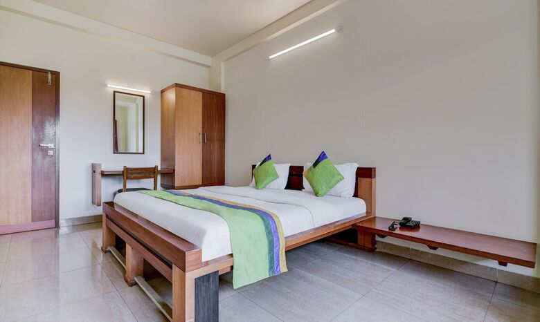 Hotel Treebo Trend Surya Nashik