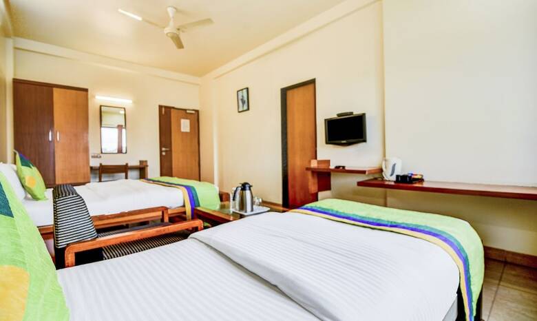 Hotel Treebo Trend Surya Nashik
