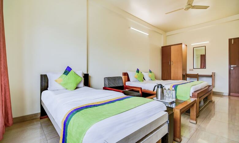 Hotel Treebo Trend Surya Nashik
