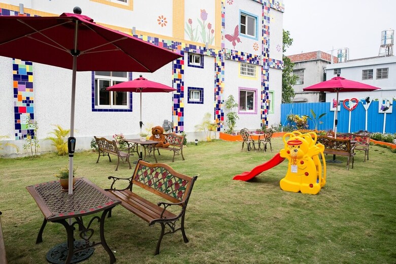 Bed & Breakfast Fala Homestay