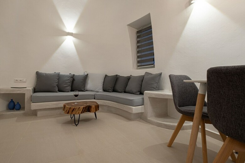 Hotel Santoterra Antigua Suites