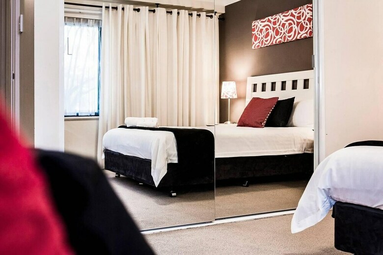 Apartamentos Two Bedroom Apt Next To Perth Cbd With Parking.